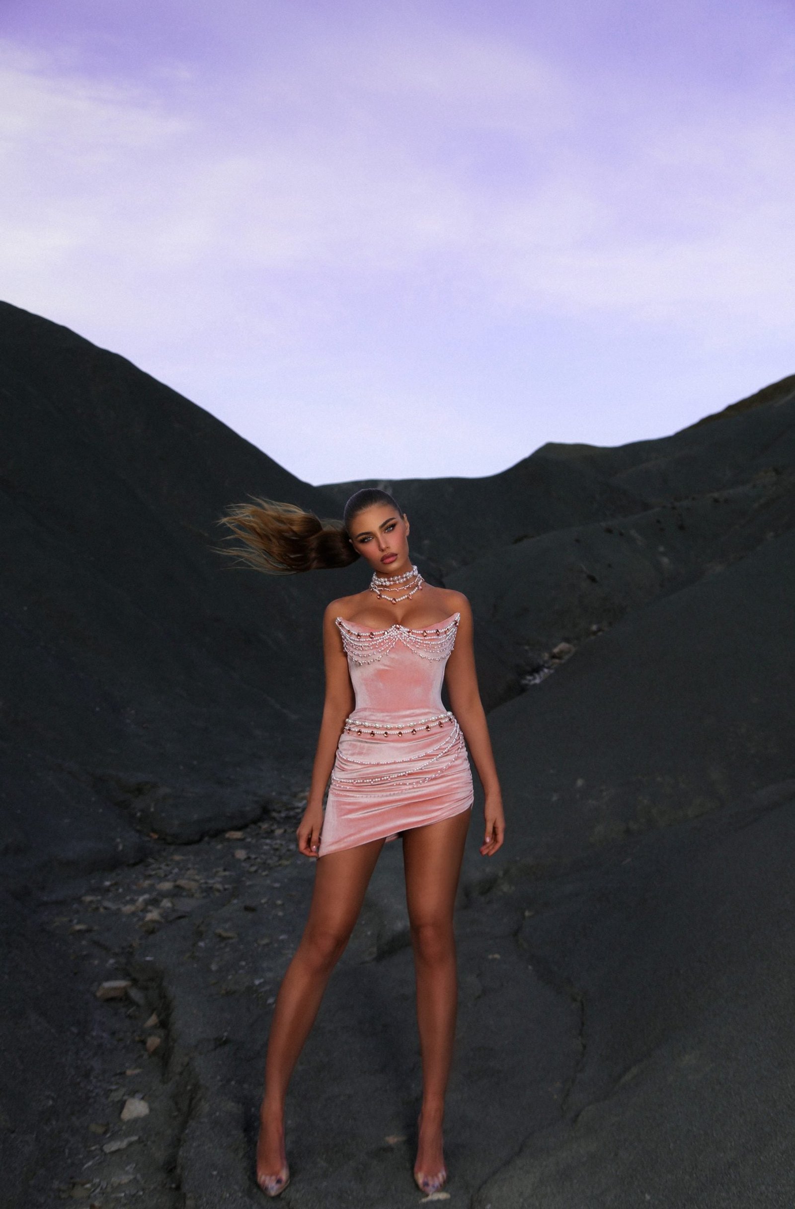 IMG_7833-scaled-1 V-ROSE - Minna Fashion