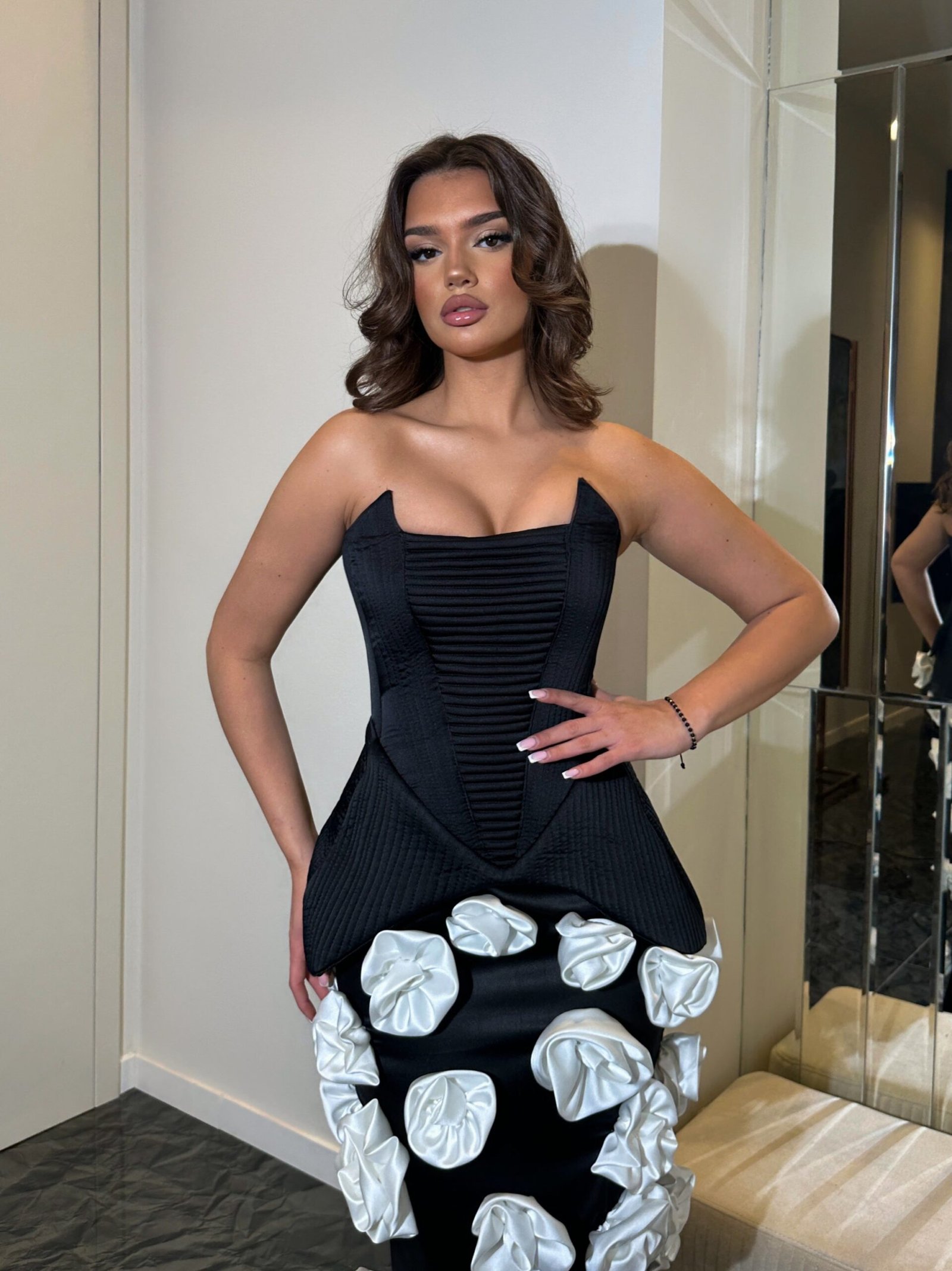 laurel_1_0129ff2f-ab0f-41cb-8fa7-2855f2203046